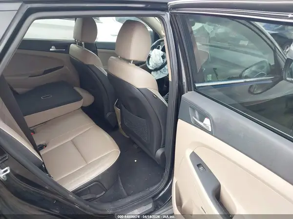 KM8J3CAL1MU411889 2021 HYUNDAI TUCSON - Image 8