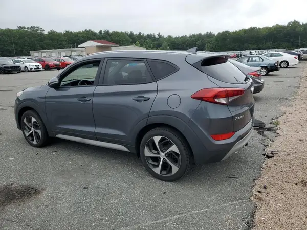 KM8J3CAL2JU823511 2018 HYUNDAI TUCSON - Image 2