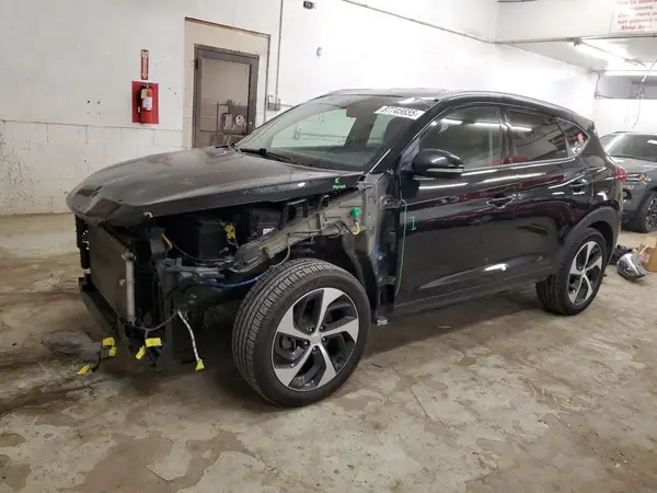 KM8J3CAL2JU825839 2018 HYUNDAI TUCSON - Image 1