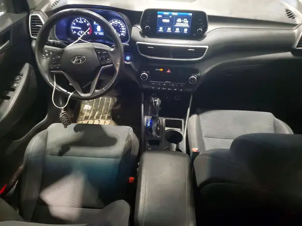 KM8J3CAL2KU001745 2019 HYUNDAI TUCSON - Image 8
