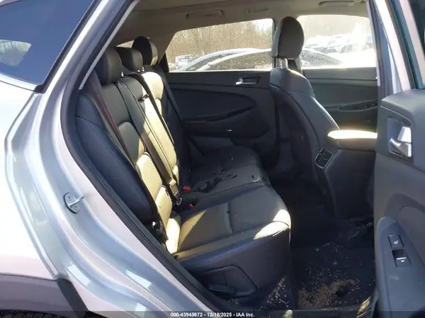 KM8J3CAL2KU856297 2019 HYUNDAI TUCSON - Image 8