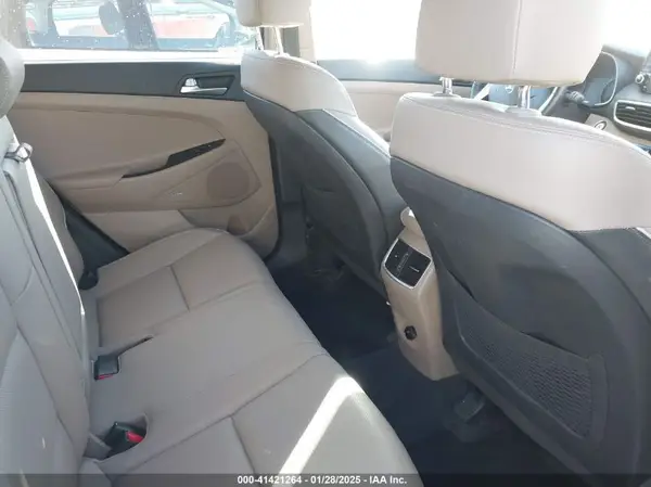 KM8J3CAL2KU903389 2019 HYUNDAI TUCSON - Image 8
