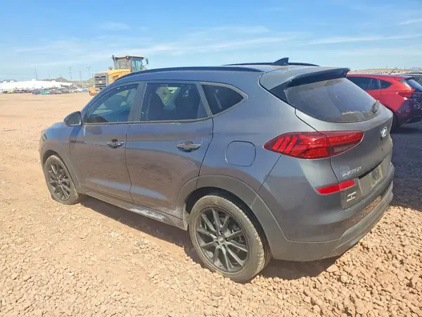 KM8J3CAL2KU945254 2019 HYUNDAI TUCSON - Image 2