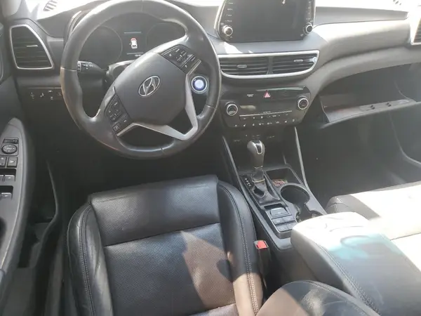 KM8J3CAL2KU980747 2019 HYUNDAI TUCSON - Image 8