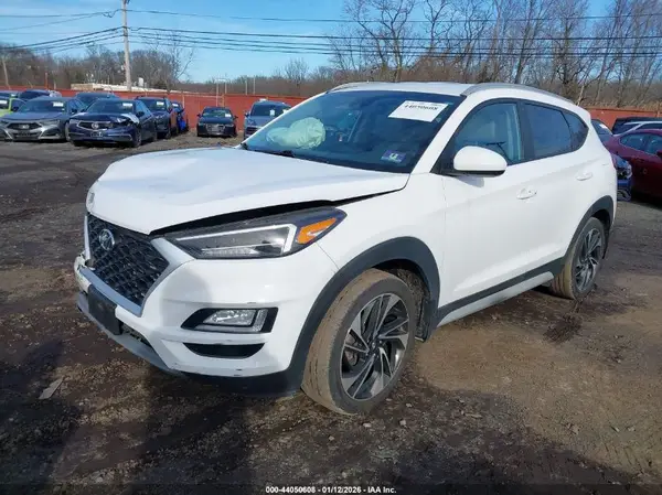 KM8J3CAL2KU998326 2019 HYUNDAI TUCSON - Image 2