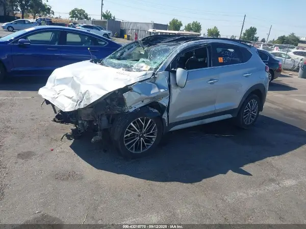 KM8J3CAL2LU090587 2020 HYUNDAI TUCSON - Image 2