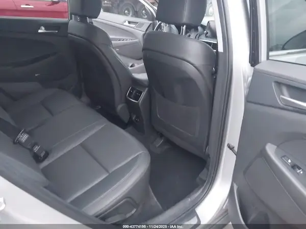 KM8J3CAL2LU194822 2020 HYUNDAI TUCSON - Image 8