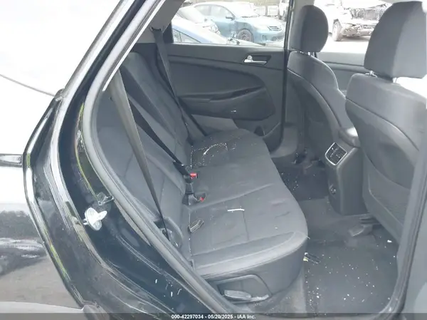 KM8J3CAL2MU318203 2021 HYUNDAI TUCSON - Image 8