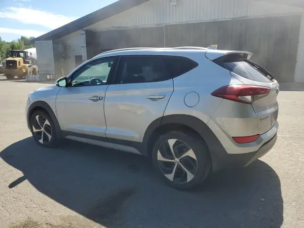 KM8J3CAL3JU695652 2018 HYUNDAI TUCSON - Image 2