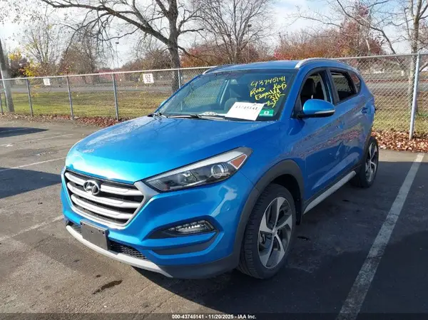 KM8J3CAL3JU697286 2018 HYUNDAI TUCSON - Image 2