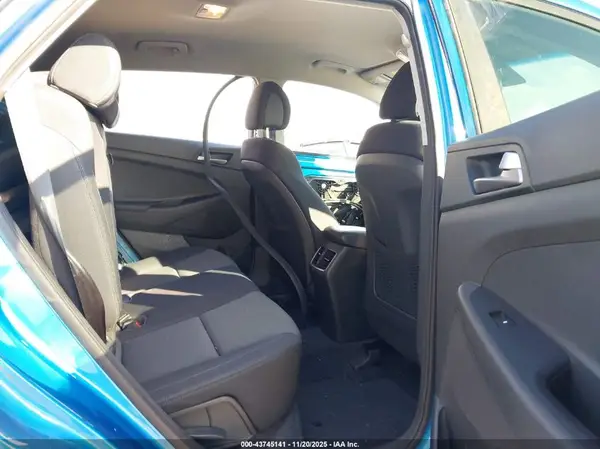 KM8J3CAL3JU697286 2018 HYUNDAI TUCSON - Image 8