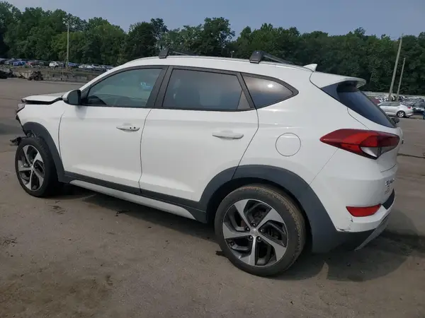 KM8J3CAL3JU758698 2018 HYUNDAI TUCSON - Image 2