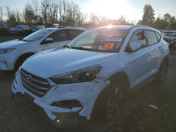 KM8J3CAL3JU760807 2018 HYUNDAI TUCSON - Image 1