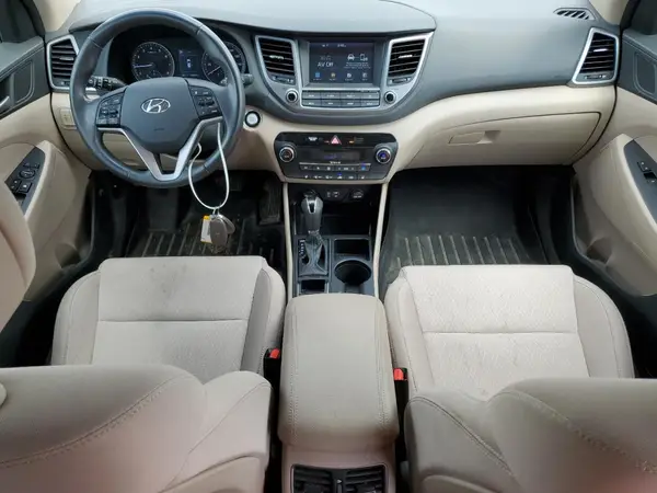 KM8J3CAL3JU811156 2018 HYUNDAI TUCSON - Image 8