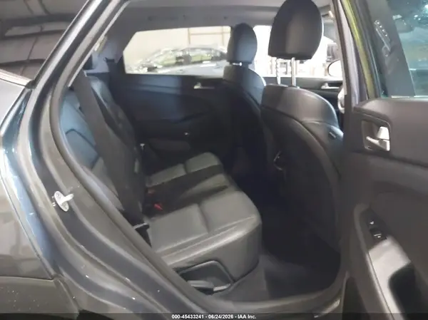 KM8J3CAL3KU013743 2019 HYUNDAI TUCSON - Image 8