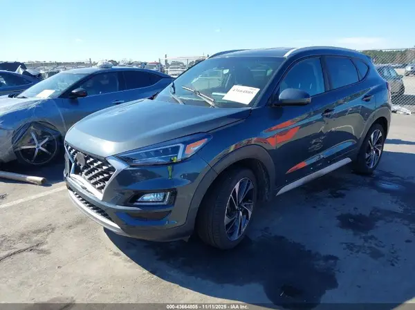 KM8J3CAL3KU037251 2019 HYUNDAI TUCSON - Image 2