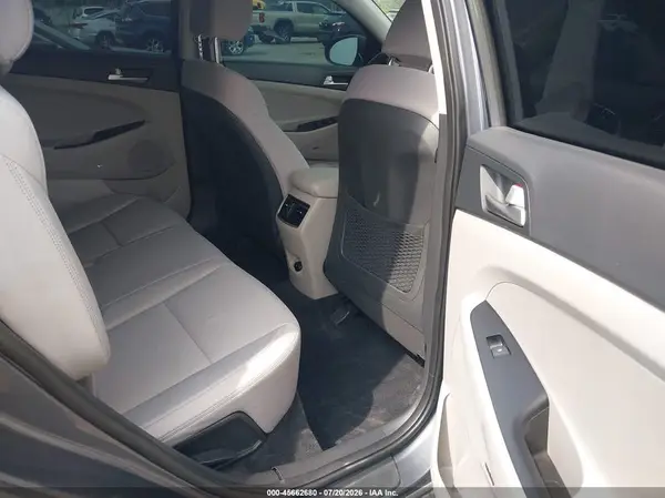 KM8J3CAL3KU040280 2019 HYUNDAI TUCSON - Image 8
