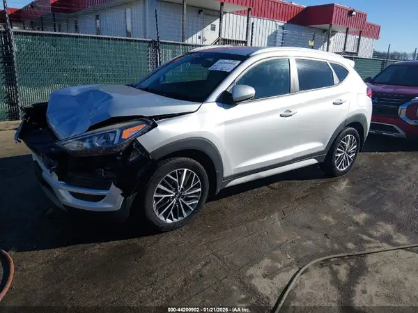 KM8J3CAL3KU922937 2019 HYUNDAI TUCSON - Image 2