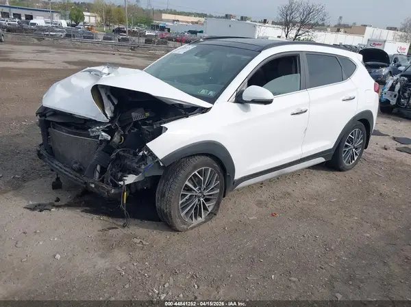 KM8J3CAL3KU999713 2019 HYUNDAI TUCSON - Image 2