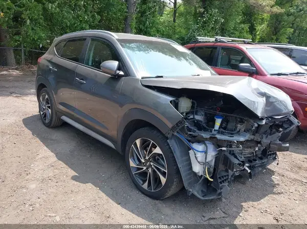 KM8J3CAL3LU275649 2020 HYUNDAI TUCSON - Image 1
