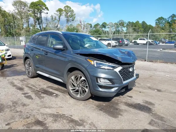 KM8J3CAL3MU318100 2021 HYUNDAI TUCSON - Image 1