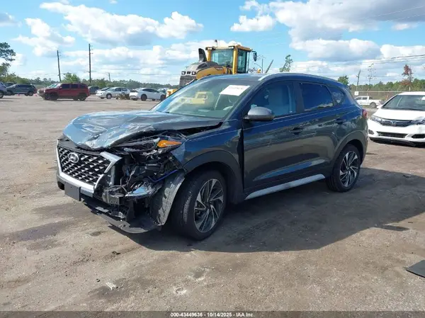 KM8J3CAL3MU318100 2021 HYUNDAI TUCSON - Image 2