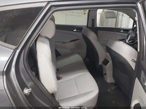 KM8J3CAL3MU323930 2021 HYUNDAI TUCSON - Image 8