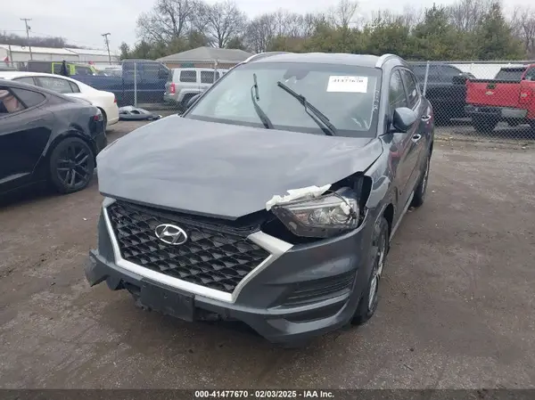 KM8J3CAL3MU398305 2021 HYUNDAI TUCSON - Image 2