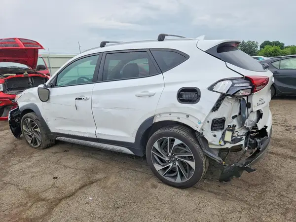 KM8J3CAL3MU399258 2021 HYUNDAI TUCSON - Image 2