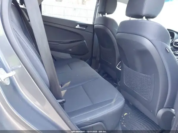 KM8J3CAL3MU406189 2021 HYUNDAI TUCSON - Image 8
