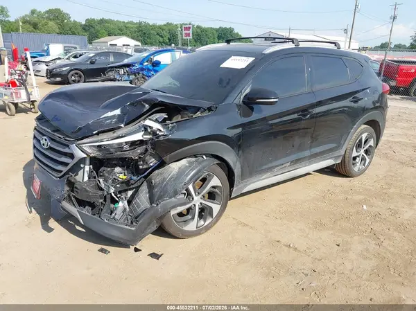 KM8J3CAL4JU694235 2018 HYUNDAI TUCSON - Image 2
