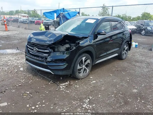 KM8J3CAL4JU746706 2018 HYUNDAI TUCSON - Image 2