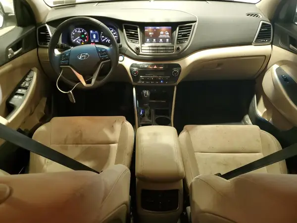 KM8J3CAL4JU777762 2018 HYUNDAI TUCSON - Image 8