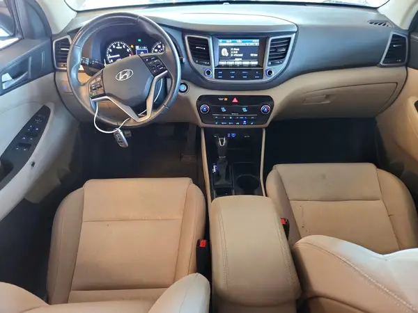 KM8J3CAL4JU802952 2018 HYUNDAI TUCSON - Image 8