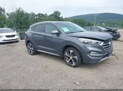 KM8J3CAL4JU823560 2018 HYUNDAI TUCSON