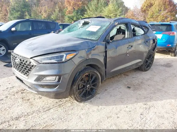 KM8J3CAL4KU004307 2019 HYUNDAI TUCSON - Image 2