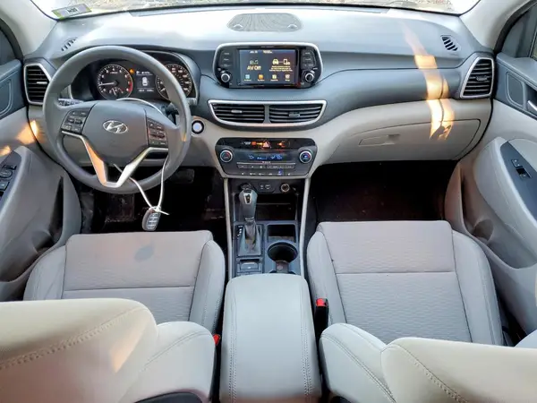 KM8J3CAL4KU028140 2019 HYUNDAI TUCSON - Image 8