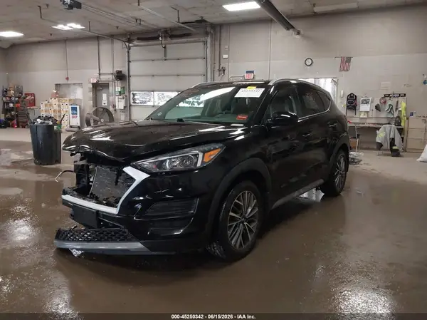 KM8J3CAL4KU888913 2019 HYUNDAI TUCSON - Image 2