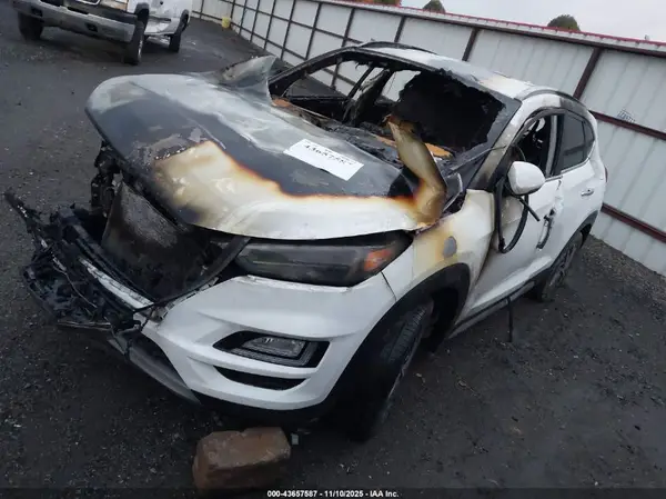 KM8J3CAL4KU963478 2019 HYUNDAI TUCSON - Image 2