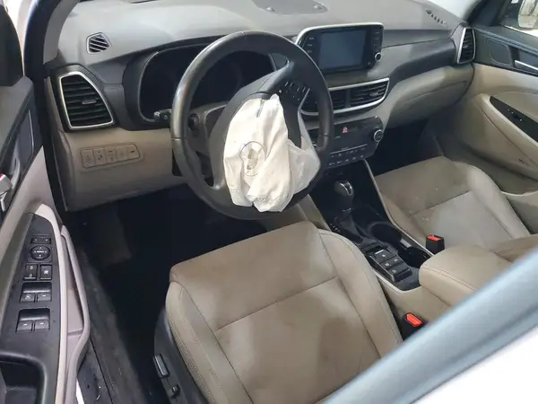 KM8J3CAL4LU117112 2020 HYUNDAI TUCSON - Image 8