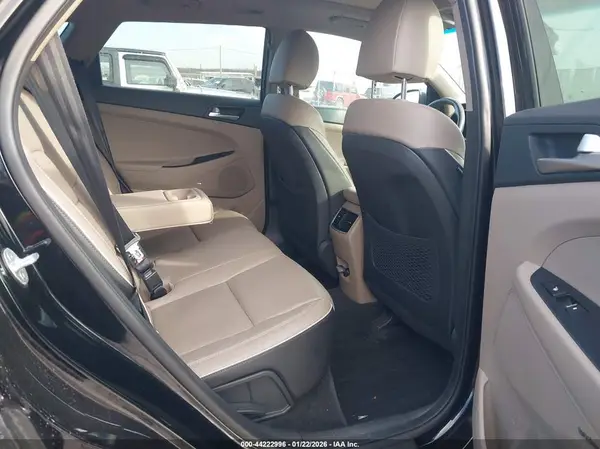 KM8J3CAL4LU205397 2020 HYUNDAI TUCSON - Image 8