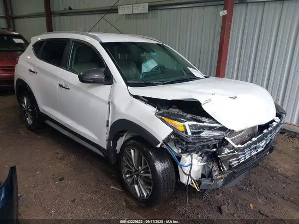 KM8J3CAL4MU325301 2021 HYUNDAI TUCSON - Image 1