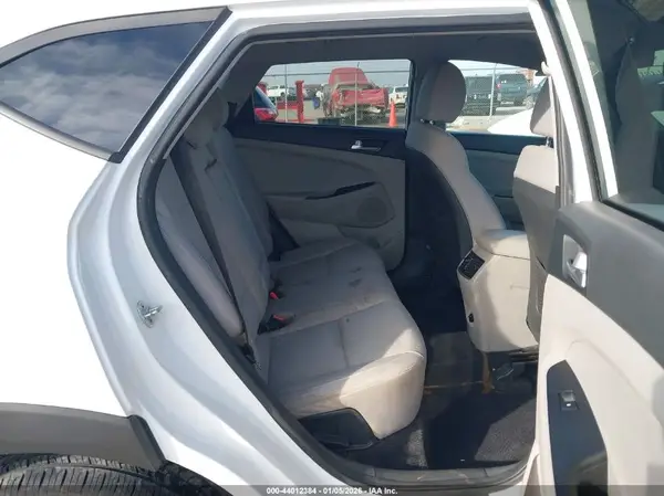 KM8J3CAL4MU339442 2021 HYUNDAI TUCSON - Image 8