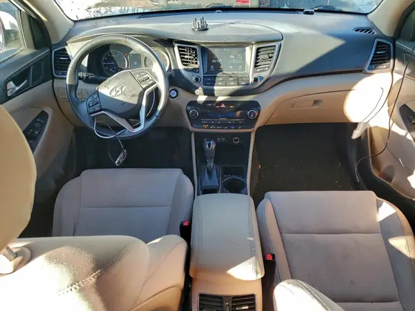 KM8J3CAL5JU778192 2018 HYUNDAI TUCSON - Image 8