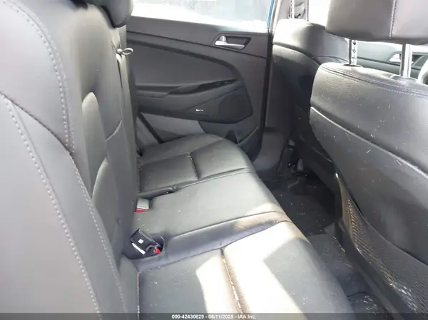KM8J3CAL5KU043813 2019 HYUNDAI TUCSON - Image 8