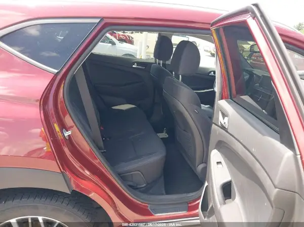 KM8J3CAL5KU841664 2019 HYUNDAI TUCSON - Image 8