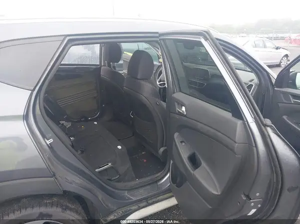 KM8J3CAL5KU884532 2019 HYUNDAI TUCSON - Image 8