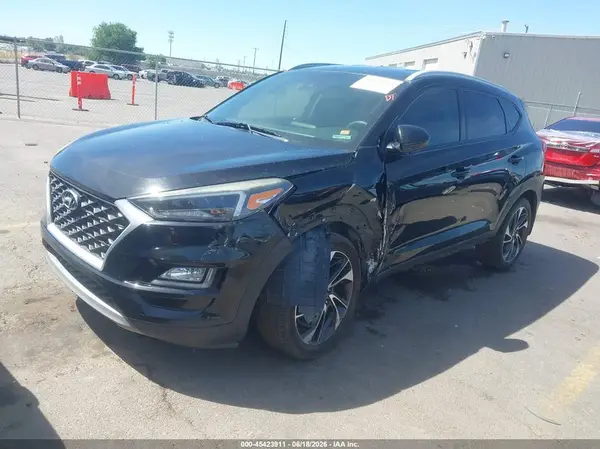 KM8J3CAL5KU953428 2019 HYUNDAI TUCSON - Image 2