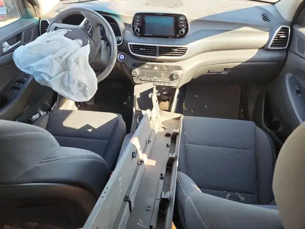 KM8J3CAL5KU955051 2019 HYUNDAI TUCSON - Image 8