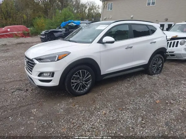 KM8J3CAL5LU102313 2020 HYUNDAI TUCSON - Image 2